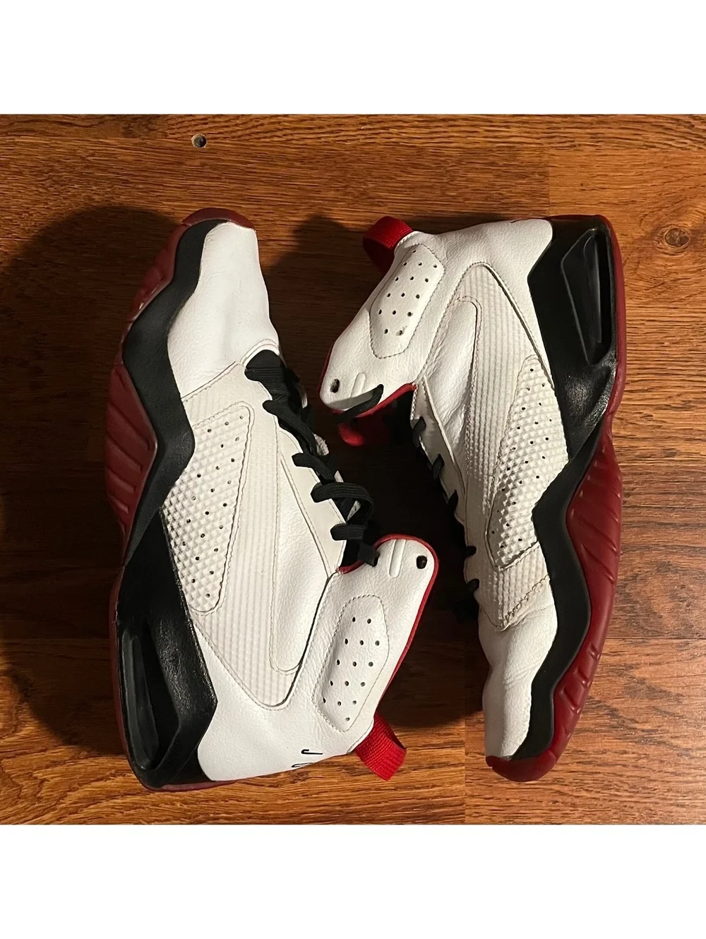 Jordan Lift Off White Gym Red Basketball Shoes Size US 10